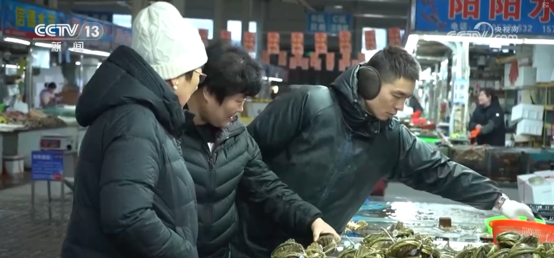 逛市集、赏非遗、买年货 来传统大集感受年味 在文化与烟火气中喜迎佳节