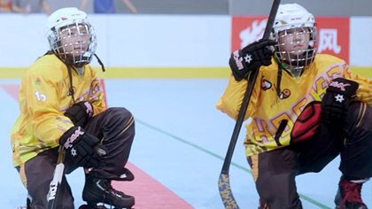 直播大灣區(qū)丨陸地冰球進(jìn)校園 來感受冰雪運(yùn)動在南方的&ldquo;熱潮&rdquo;