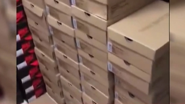 &ldquo;鞋圈大佬&rdquo;設(shè)套 大學(xué)生&ldquo;炒鞋&rdquo;被騙百萬(wàn)