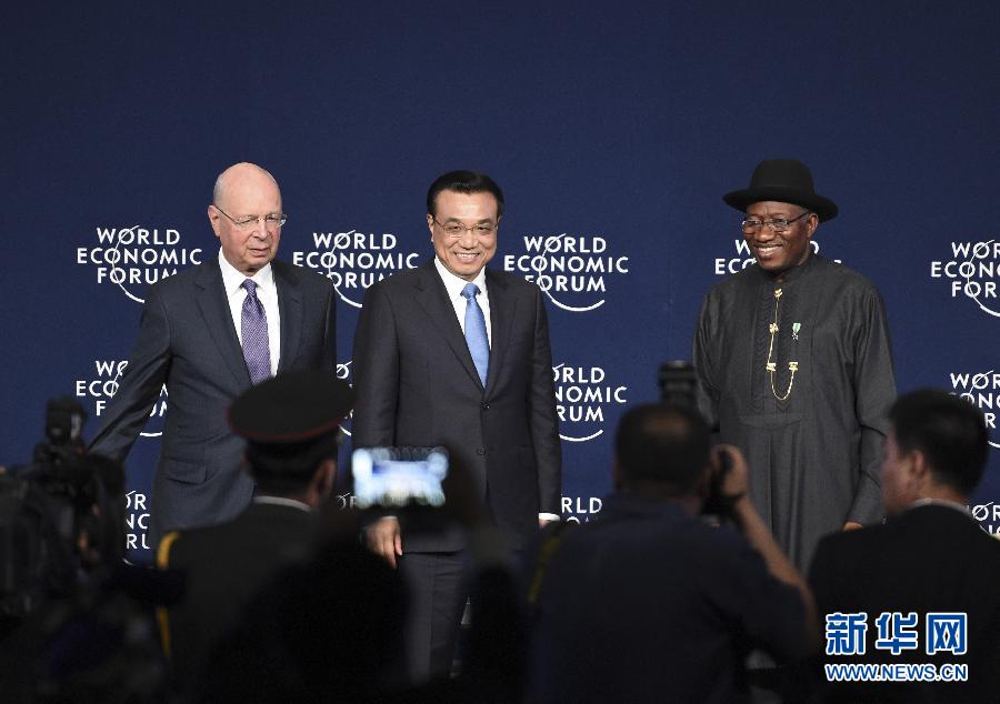 5月8日，中國國務院總理李克強在阿布賈出席第24屆世界經濟論壇非洲峰會全會，發(fā)表題為《共同推動非洲發(fā)展邁上新臺階》的特別致辭。新華社記者 李學仁 攝 