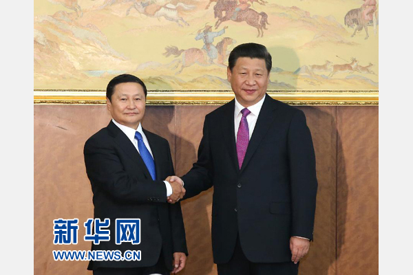 8月22日，國(guó)家主席習(xí)近平在烏蘭巴托會(huì)見(jiàn)蒙古國(guó)總理阿勒坦呼亞格。 新華社記者龐興雷攝 