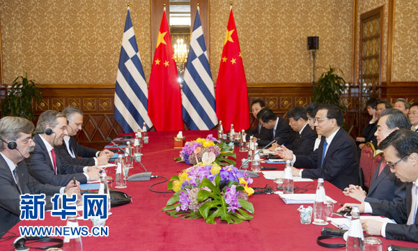 10月16日，中國國務院總理李克強在意大利米蘭會見希臘總理薩馬拉斯。 新華社記者 謝環(huán)馳 攝