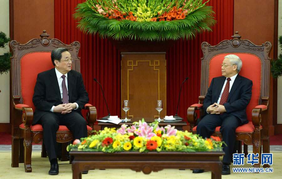 12月25日至27日，中共中央政治局常委、全國政協(xié)主席俞正聲對越南進(jìn)行正式訪問。這是12月26日，俞正聲在河內(nèi)會(huì)見越共中央總書記阮富仲。 新華社記者馬占成攝