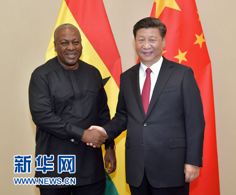 12月3日，國家主席習(xí)近平在約翰內(nèi)斯堡會(huì)見加納總統(tǒng)馬哈馬。新華社記者 李濤 攝 

