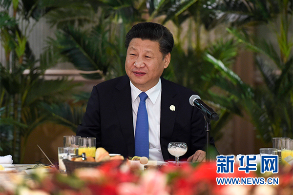 12月4日，國家主席習近平在約翰內斯堡集體會見13位非洲國家領導人。 新華社記者 謝環(huán)馳 攝