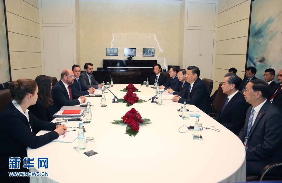 7月6日，國家主席習近平在柏林會見德國社會民主黨主席舒爾茨。新華社記者 姚大偉 攝