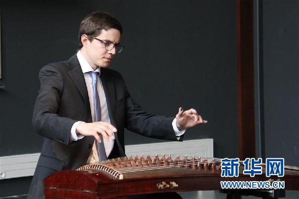 （國(guó)際&middot;圖文互動(dòng)）（2）漢語(yǔ)架起溝通橋&mdash;&mdash;記法國(guó)賽區(qū)世界大學(xué)生中文比賽