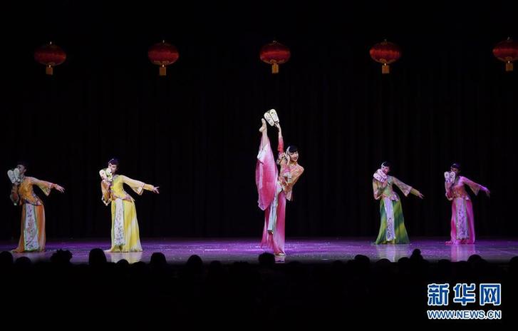 （國(guó)際&middot;圖文互動(dòng)）（2）&ldquo;中國(guó)年&rdquo;在美國(guó)馬里蘭州首府受熱捧