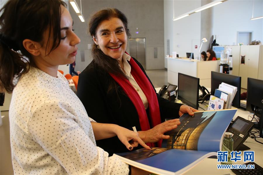 （國際&middot;圖文互動(dòng)）（2）&ldquo;中國是我靈感的源泉&rdquo;&mdash;&mdash;希臘國寶級演員的中國情結(jié)