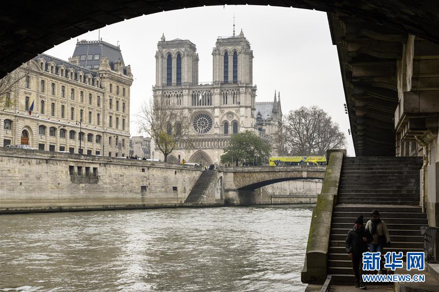 （國(guó)際&middot;編輯連線）（19）巴黎圣母院
