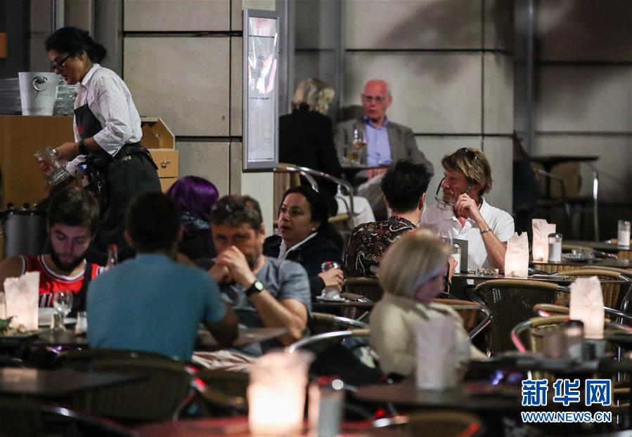 （國(guó)際）（3）德國(guó)柏林：夜來(lái)&ldquo;菩提樹(shù)下&rdquo;