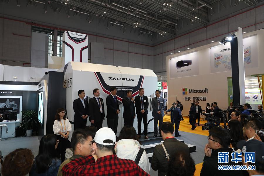 （新華全媒頭條&middot;第二屆進博會&middot;圖文互動）（12）進博之光輝耀世界 &mdash;&mdash;寫在第二屆中國國際進口博覽會開幕之際