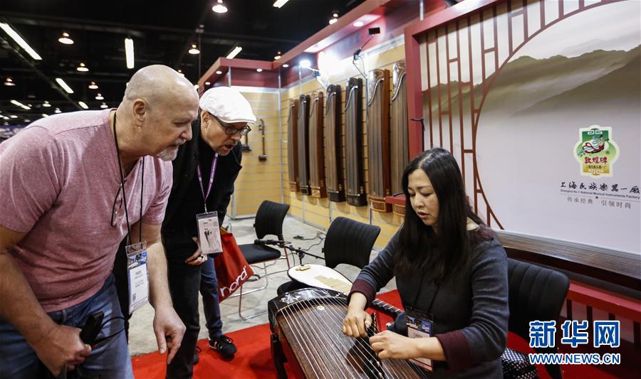 （國際&middot;圖文互動）（2）通訊：中國樂器在美國樂器展上&ldquo;奏響強(qiáng)音&rdquo;