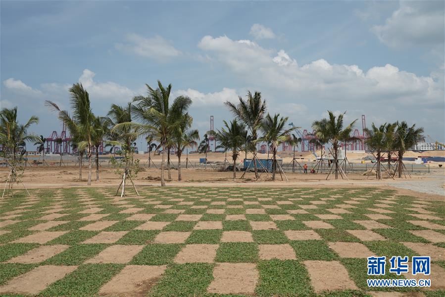 （國際&middot;圖文互動）（2）通訊：春節(jié)，&ldquo;是工期而不是假期&rdquo;&mdash;&mdash;記科倫坡港口城的中國建設(shè)者