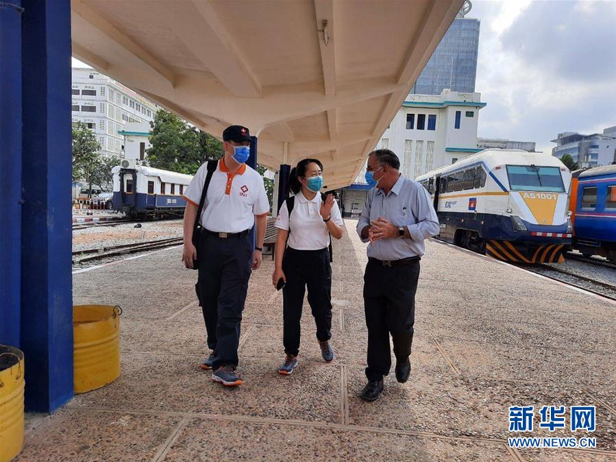 （國際疫情&middot;圖文互動）（8）&ldquo;工作忙碌又細致，經(jīng)驗豐富又專業(yè)&rdquo;&mdash;&mdash;一名柬埔寨青年眼中的中國援柬抗疫醫(yī)療專家組