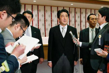 安倍機關(guān)算盡又能撈到幾根稻草？